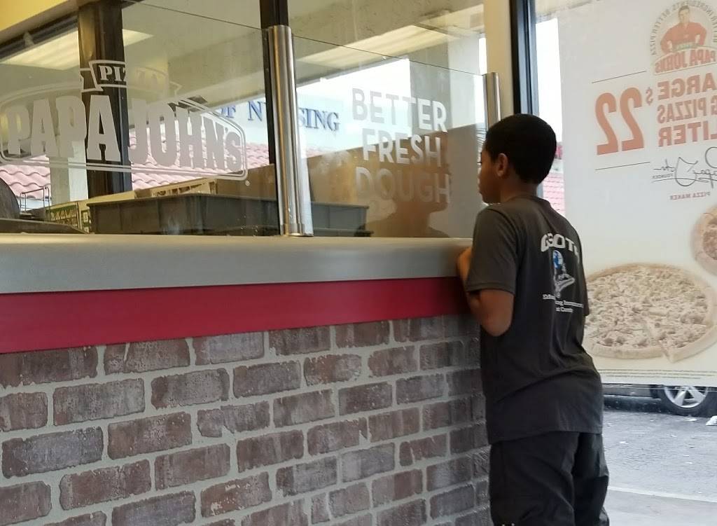 Papa Johns Pizza | restaurant | 2695 N Military Trl, West Palm Beach, FL 33409, USA | 5616860899 OR +1 561-686-0899