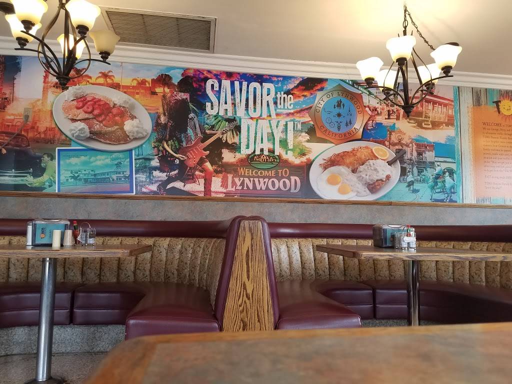 Toms Famous Burgers 5 | restaurant | 3635 E Imperial Hwy, Lynwood, CA 90262, USA | 3106318633 OR +1 310-631-8633