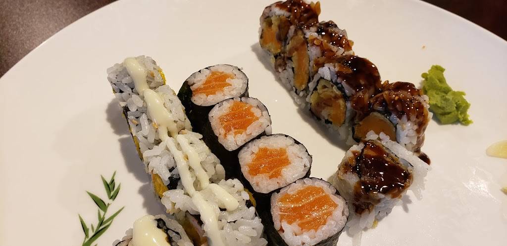 Yamato Sushi & Hibachi Express | restaurant | 927 N Green St, Brownsburg, IN 46112, USA | 3177932702 OR +1 317-793-2702