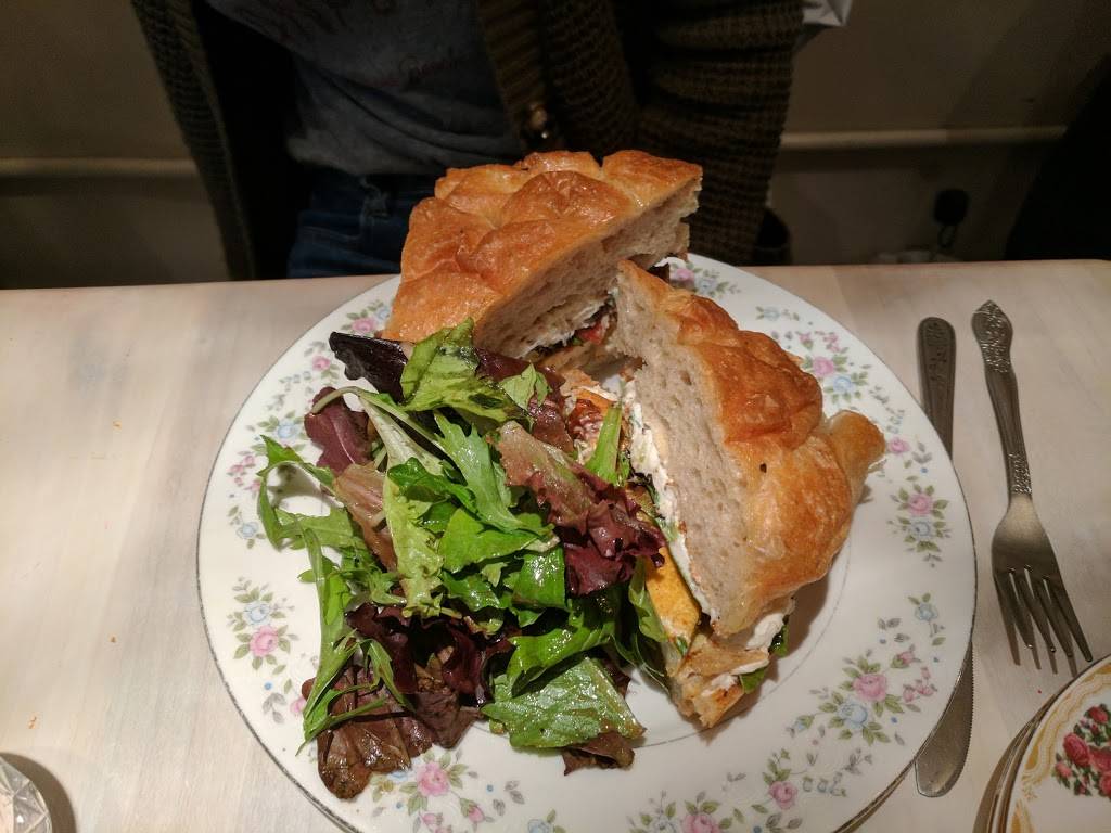 The Red Fern | restaurant | 283 Oxford St, Rochester, NY 14607, USA | 5855637633 OR +1 585-563-7633