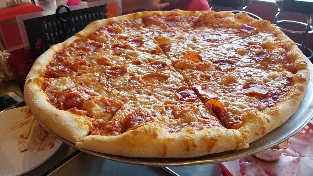 Hells Kitchen | restaurant | 9 Ruxton Ave, Manitou Springs, CO 80829, USA | 7196854355 OR +1 719-685-4355