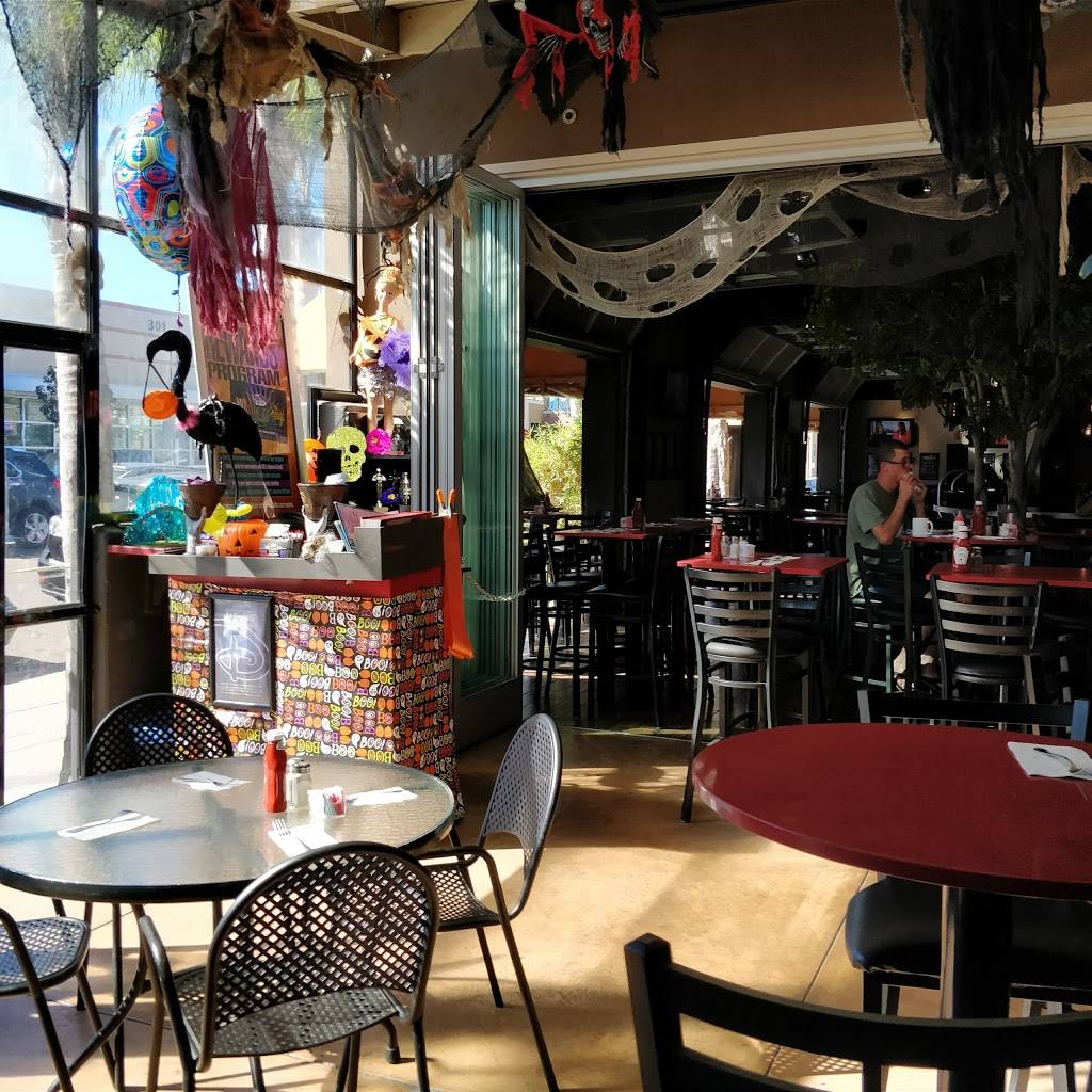 Urban MOs Bar & Grill | restaurant | 308 University Ave, San Diego, CA 92103, USA | 6194910400 OR +1 619-491-0400