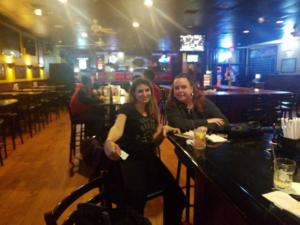 The Skybox Restaurant & Sports Bar | restaurant | 553 Main St # 9, Tewksbury, MA 01876, USA | 9788514818 OR +1 978-851-4818