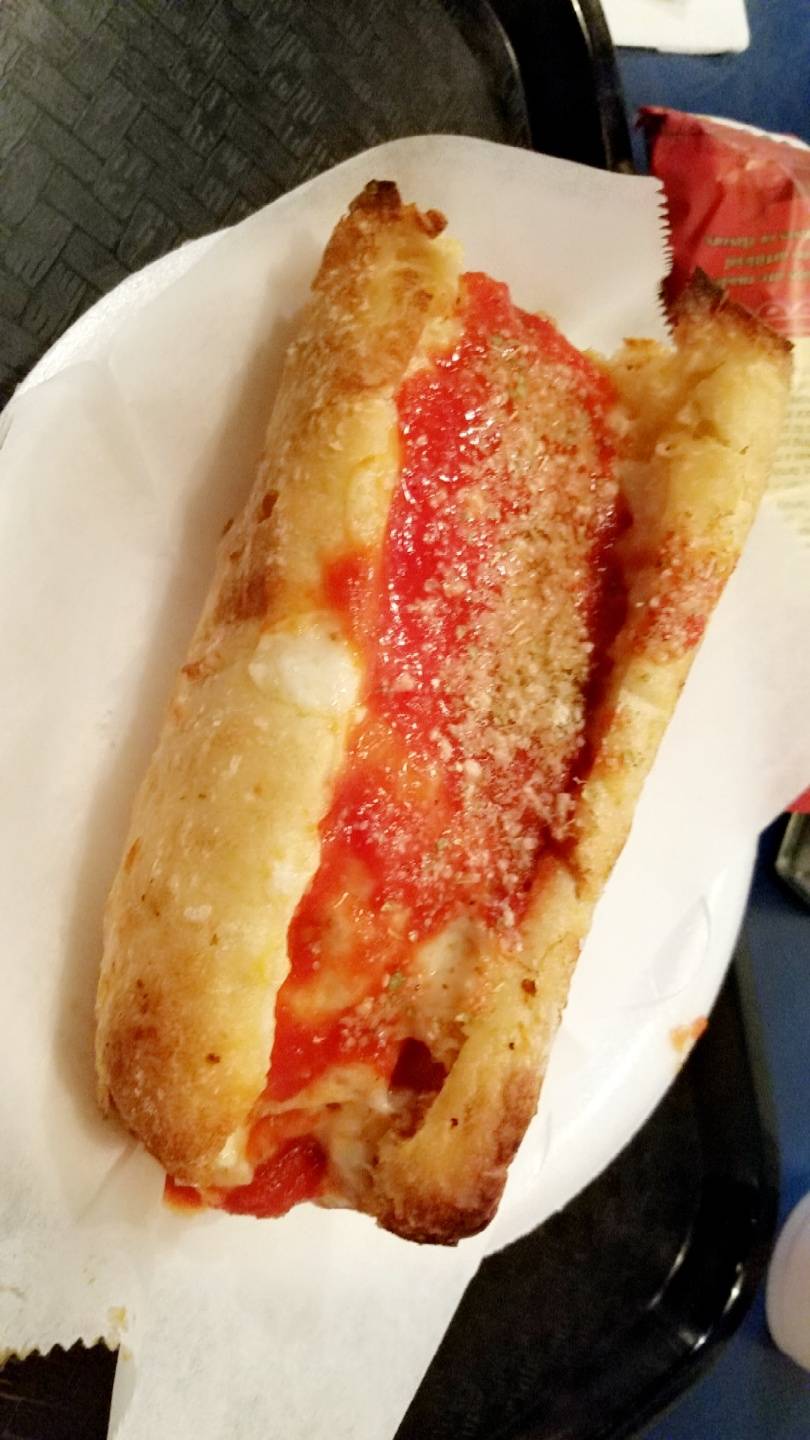 Luigis Pizzeria | restaurant | 712 W Main St, Louisville, KY 40202, USA | 5025890005 OR +1 502-589-0005