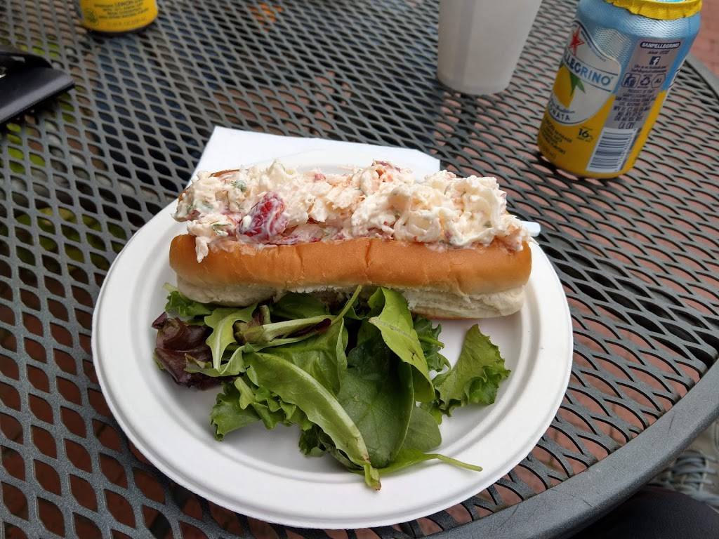 Box Lunch Provincetown | restaurant | 355 Commercial St, Provincetown, MA 02657, USA | 5084876026 OR +1 508-487-6026