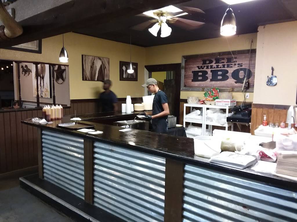 DeeWillies BBQ | restaurant | 12130 OConnor Rd, San Antonio, TX 78233, USA | 2103877452 OR +1 210-387-7452