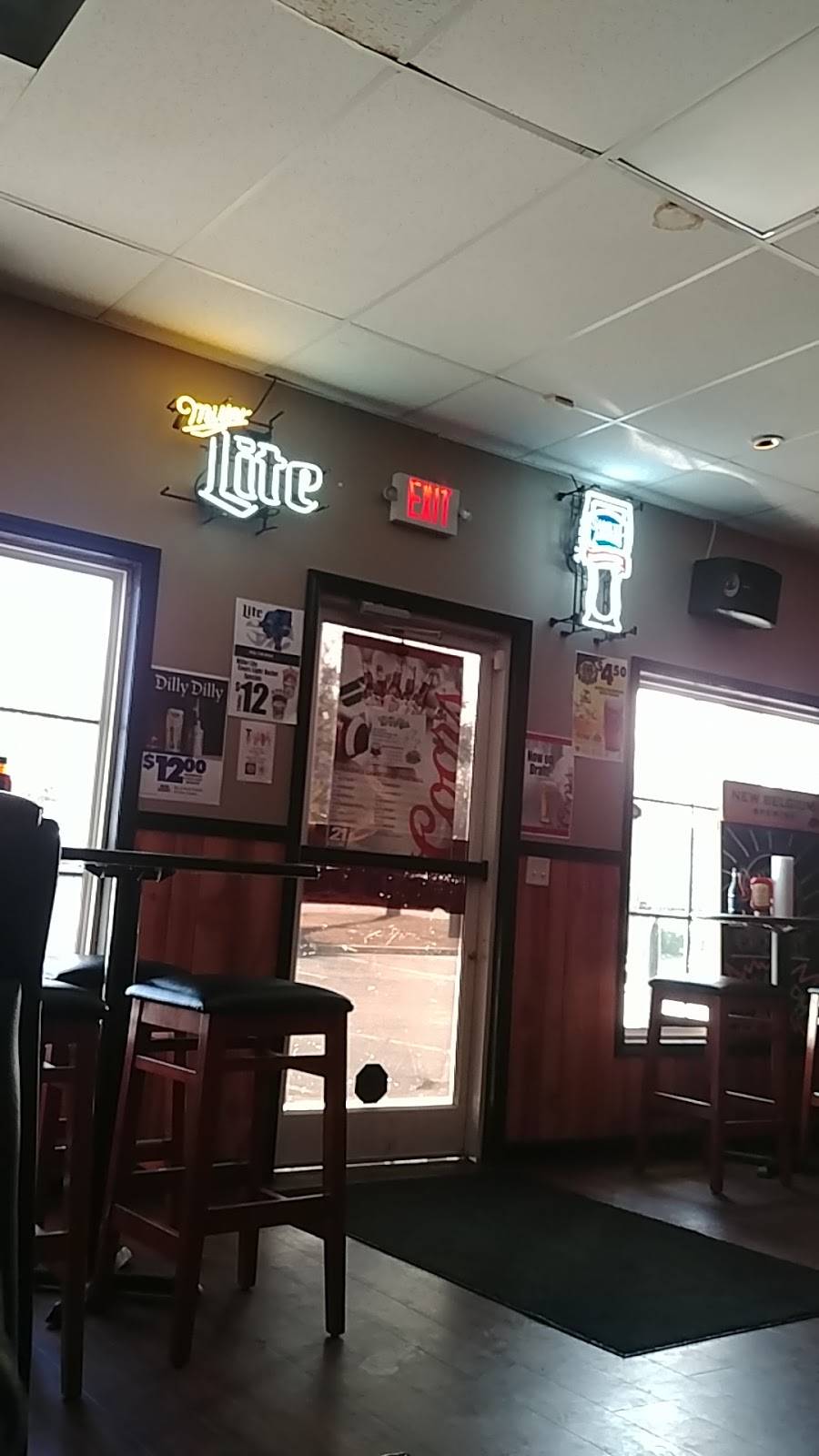 Carolina Wings & Ribhouse | restaurant | 1000 Marina Rd, Irmo, SC 29063, USA | 8038514500 OR +1 803-851-4500