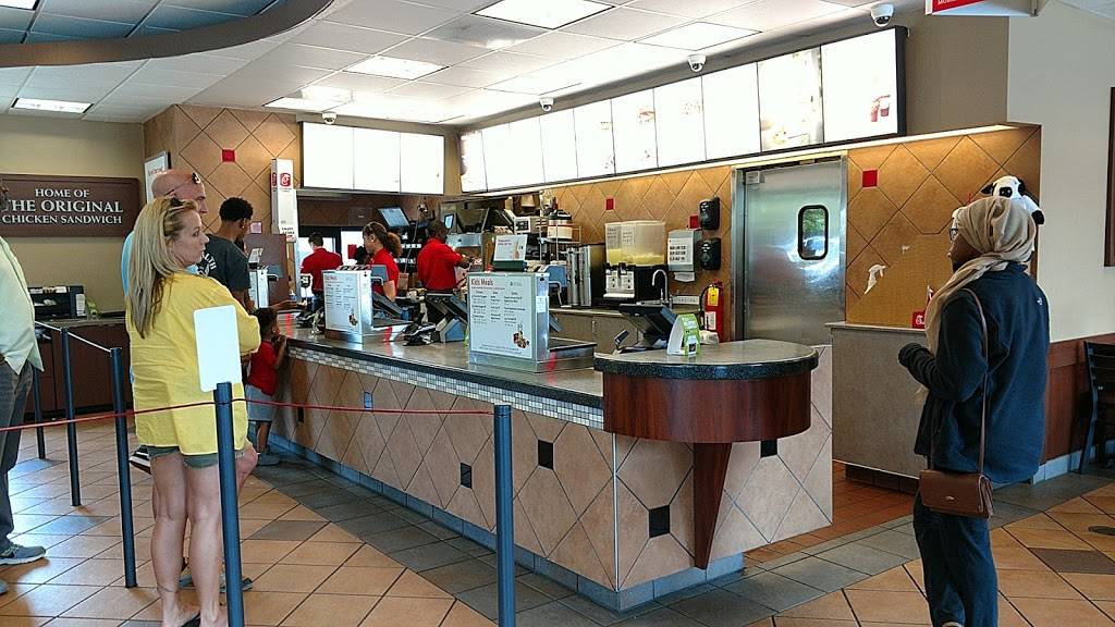 Chick-fil-A | restaurant | 2421 Wynnton Rd, Columbus, GA 31906, USA | 7063215880 OR +1 706-321-5880