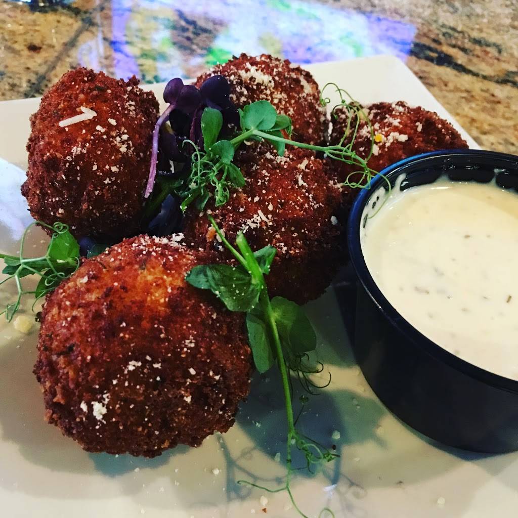 Mystic Station | restaurant | 139 Pleasant St, Malden, MA 02148, USA | 7814803166 OR +1 781-480-3166