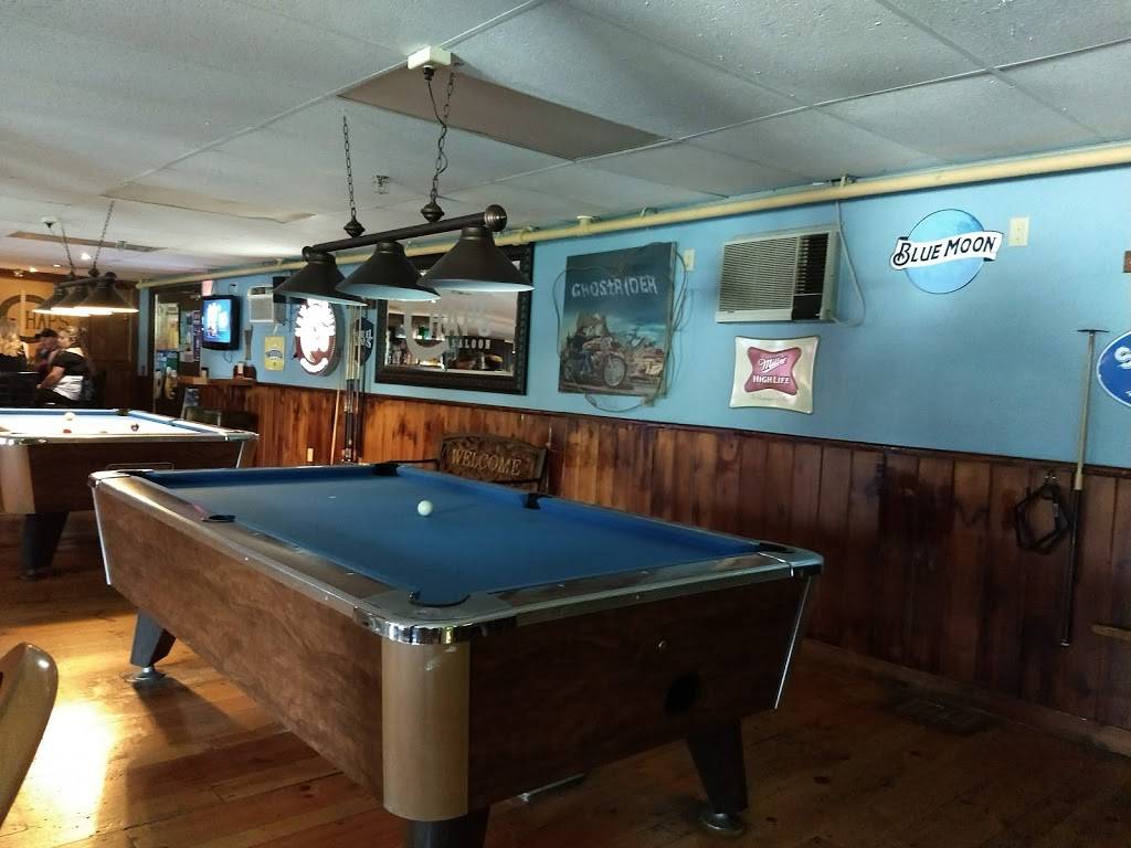 Chaps Saloon | restaurant | 1301 Long Plains Rd, Buxton, ME 04093, USA | 2072989044 OR +1 207-298-9044