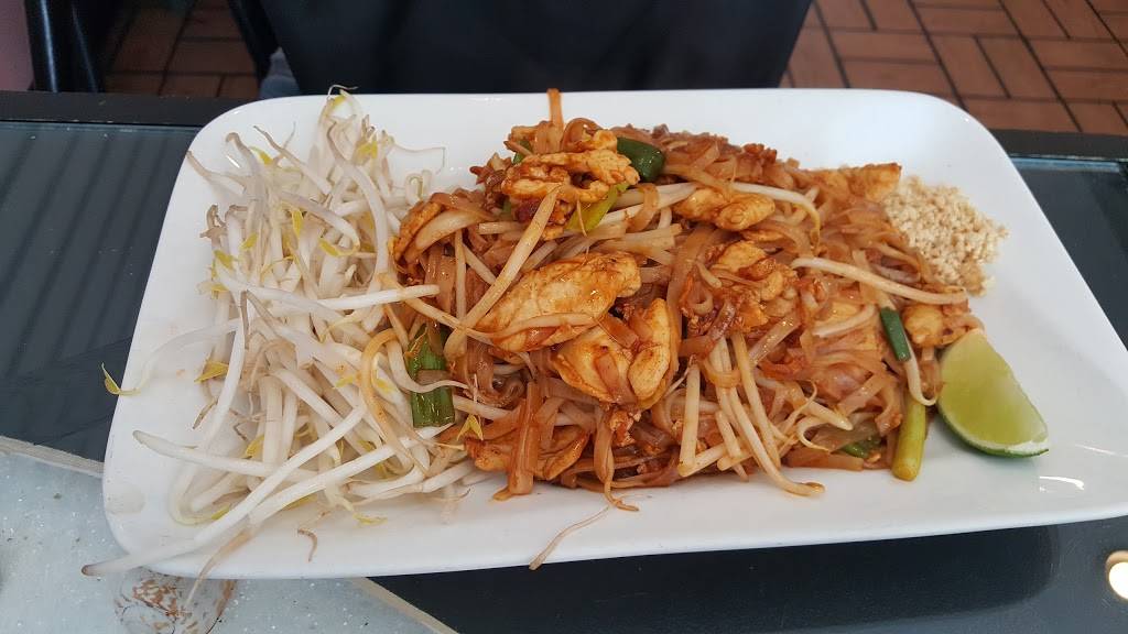 Chao Thai | restaurant | 85-03 Whitney Ave, Queens, NY 11373, USA | 7184244999 OR +1 718-424-4999