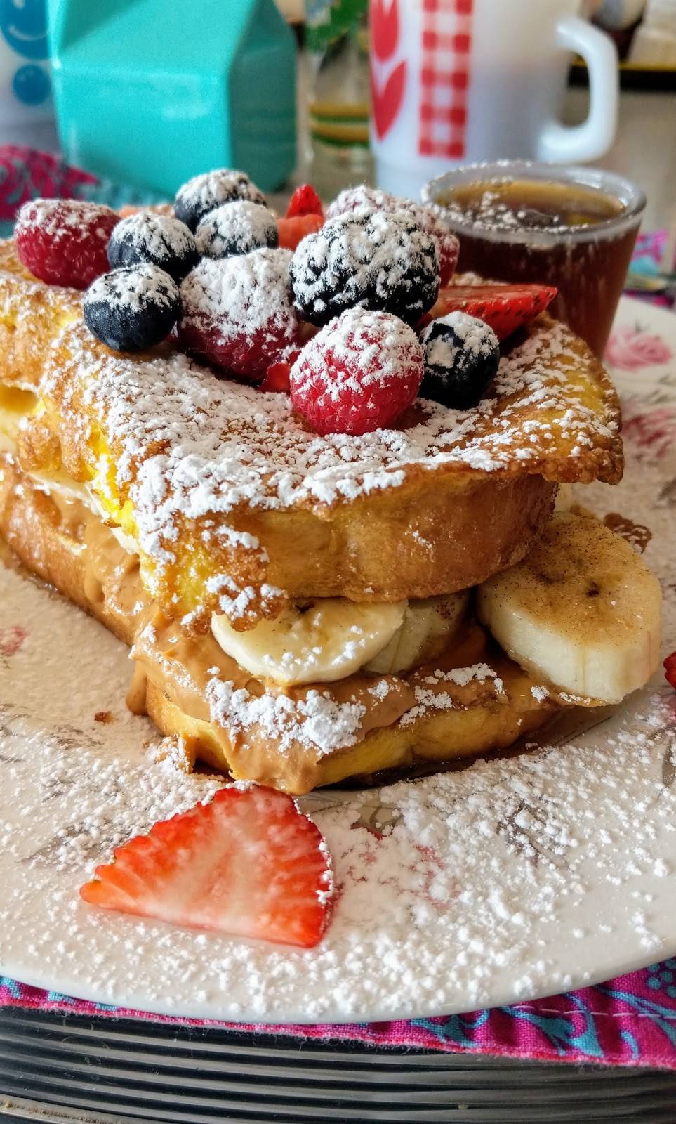 The Bag Lady Variety | restaurant | 474 Pall Mall St, London, ON N5Y 2Z3, Canada | 5196424222 OR +1 519-642-4222