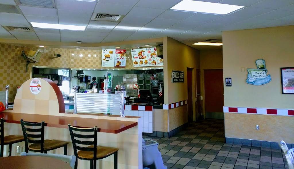 KFC | restaurant | 4338 W Glendale Ave, Glendale, AZ 85301, USA | 6239312922 OR +1 623-931-2922