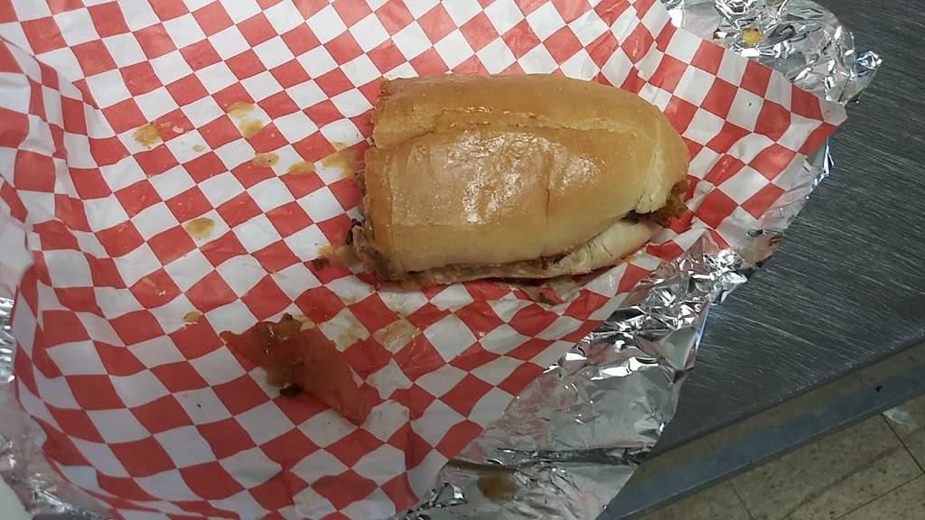 Rocky’s Pizza | restaurant | 810 Genesee St, Rochester, NY 14611, USA | 5854360020 OR +1 585-436-0020