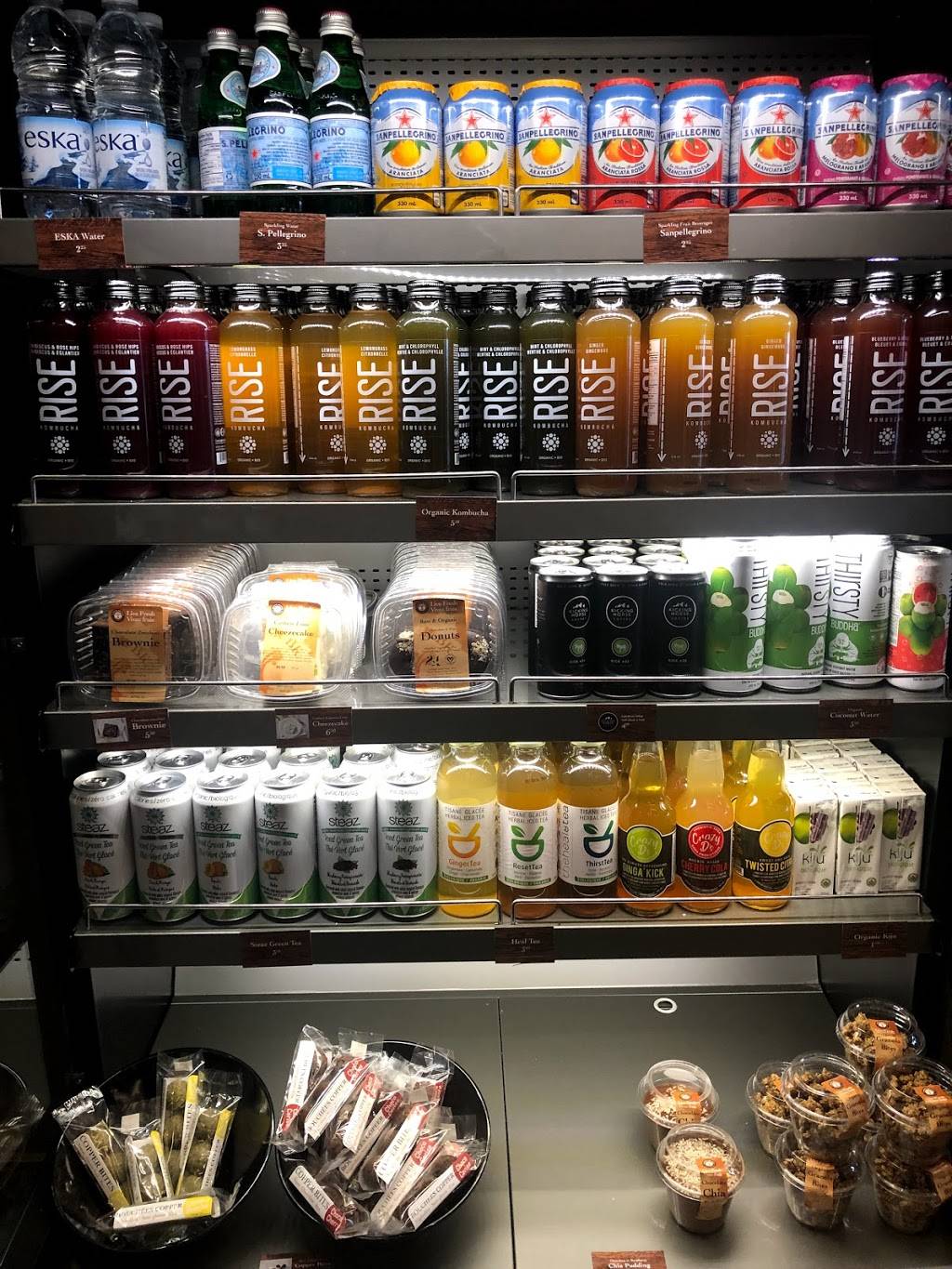 Twenty 1 | bakery | 56 Trudeau Dr, Bowmanville, ON L1C 4K3, Canada | 9054423532 OR +1 905-442-3532