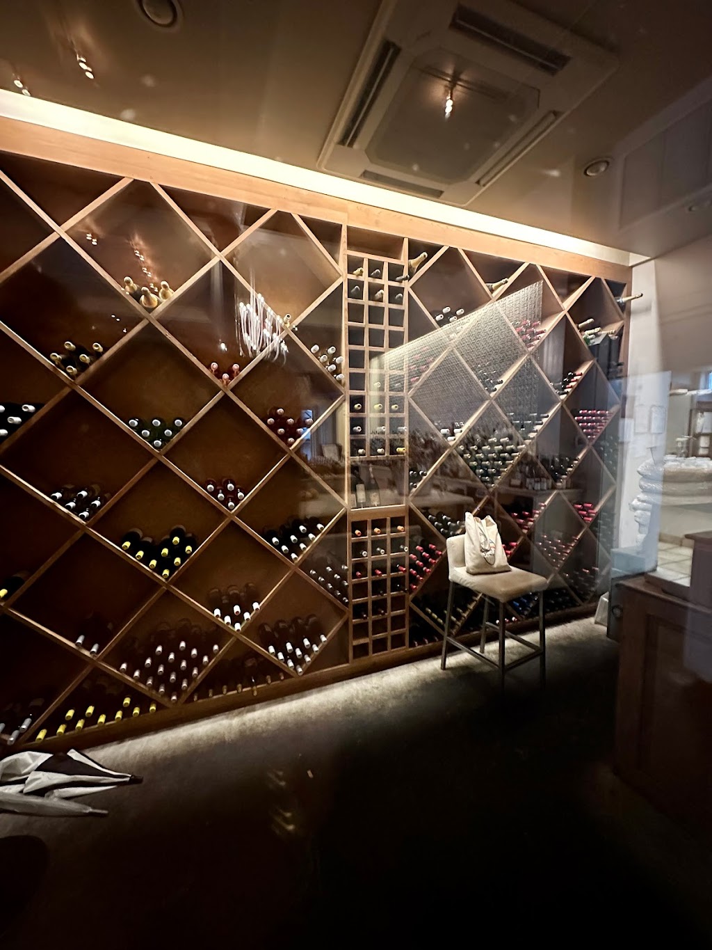 Oak & Ale | restaurant | 8118 Oak St, New Orleans, LA 70118, USA | 5043021485 OR +1 504-302-1485