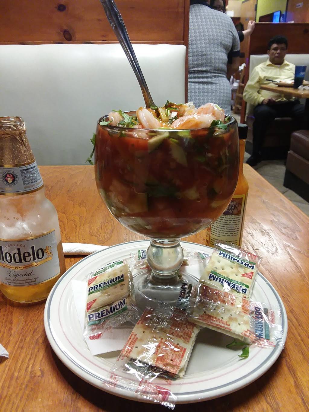 Lempira Restaurant | restaurant | 7631 Sharon Lakes Rd, Charlotte, NC 28210, USA | 7045521513 OR +1 704-552-1513