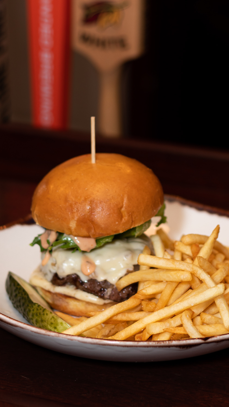 Heckmans Pub | restaurant | 95 Ocean Ave, Kennebunkport, ME 04046, USA | 2079674050 OR +1 207-967-4050