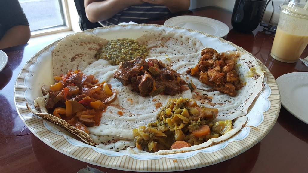 Fatimas Cafe | restaurant | 43 W Boylston St, Worcester, MA 01605, USA | 5087629797 OR +1 508-762-9797