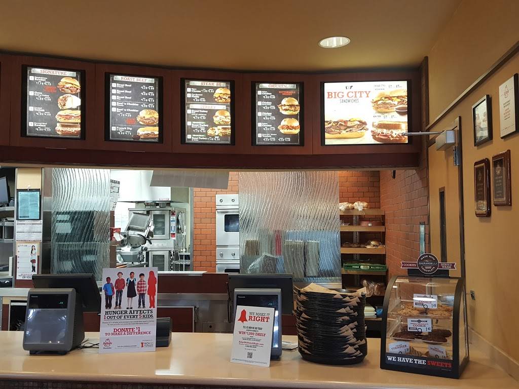 Arbys | restaurant | 25 Arbys Way, Hurricane, WV 25526, USA | 3045625884 OR +1 304-562-5884