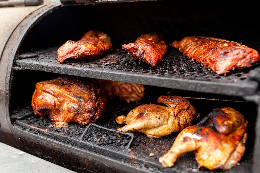 Allisons Texas BBQ | restaurant | 6750 E Main St, Mesa, AZ 85205, USA | 4806343153 OR +1 480-634-3153