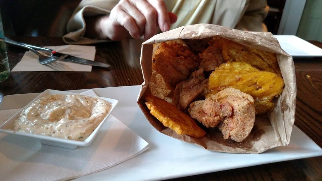 Mezon Tapas Bar & Restaurant | restaurant | 56 Mill Plain Rd, Danbury, CT 06811, USA | 2037480875 OR +1 203-748-0875