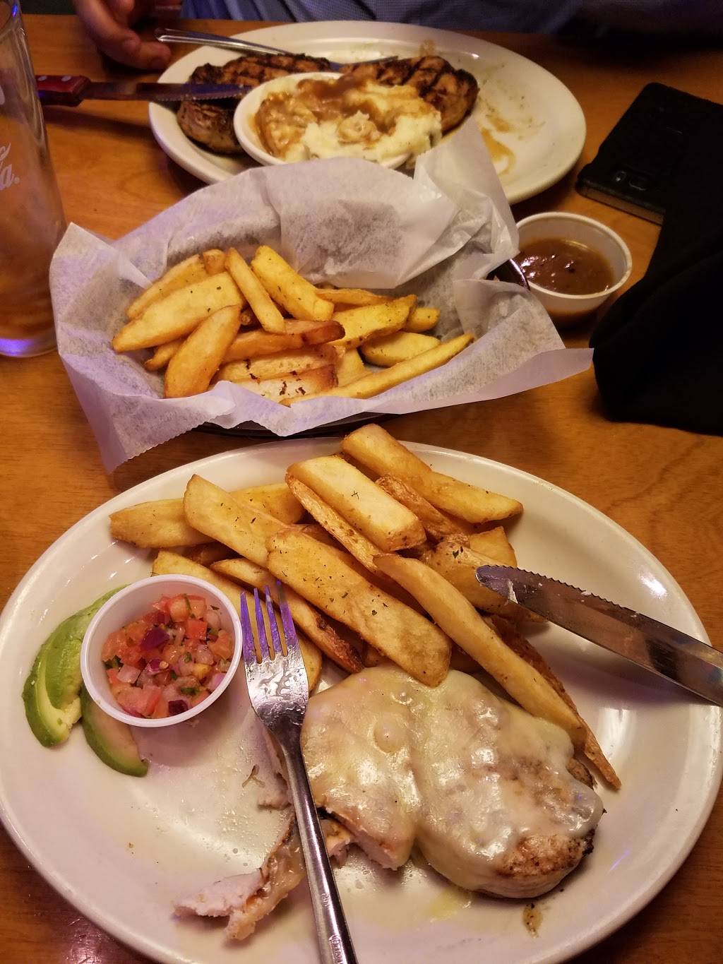 Texas Roadhouse | restaurant | 1651 Glidewell Dr, Burlington, NC 27215, USA | 3365841205 OR +1 336-584-1205