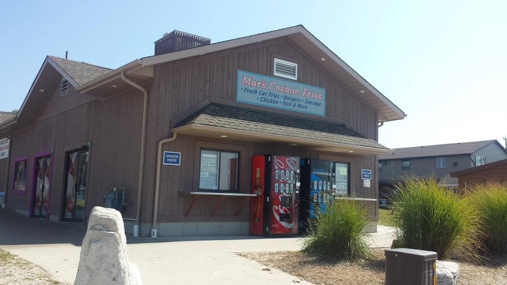 Mars Cosmic Fries | restaurant | 5 Lakeshore Blvd N, Sauble Beach, ON N0H 2G0, Canada | 5194223000 OR +1 519-422-3000