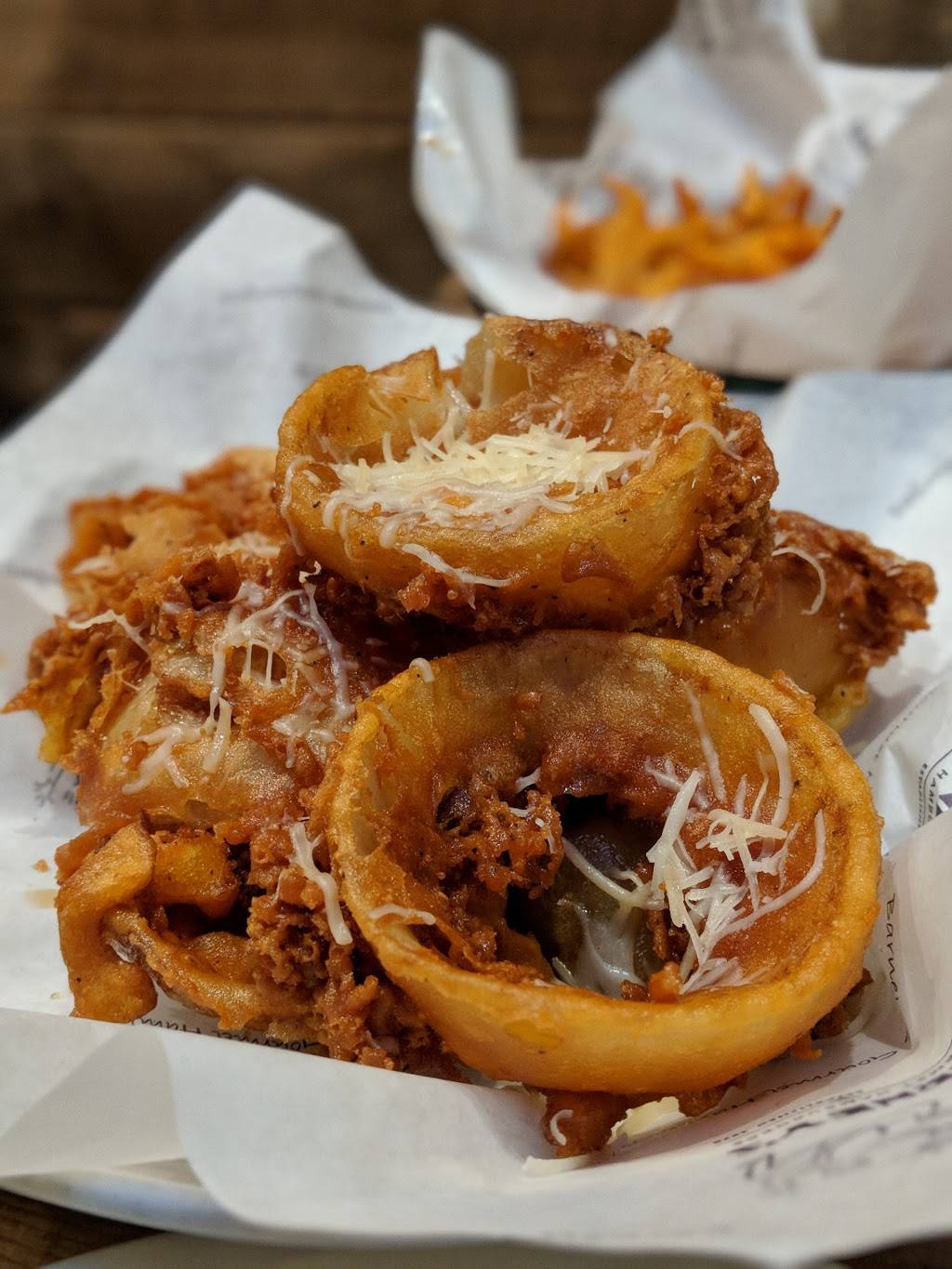 Barneys Gourmet Hamburgers | restaurant | 4162 Piedmont Ave, Oakland, CA 94611, USA | 5106557180 OR +1 510-655-7180