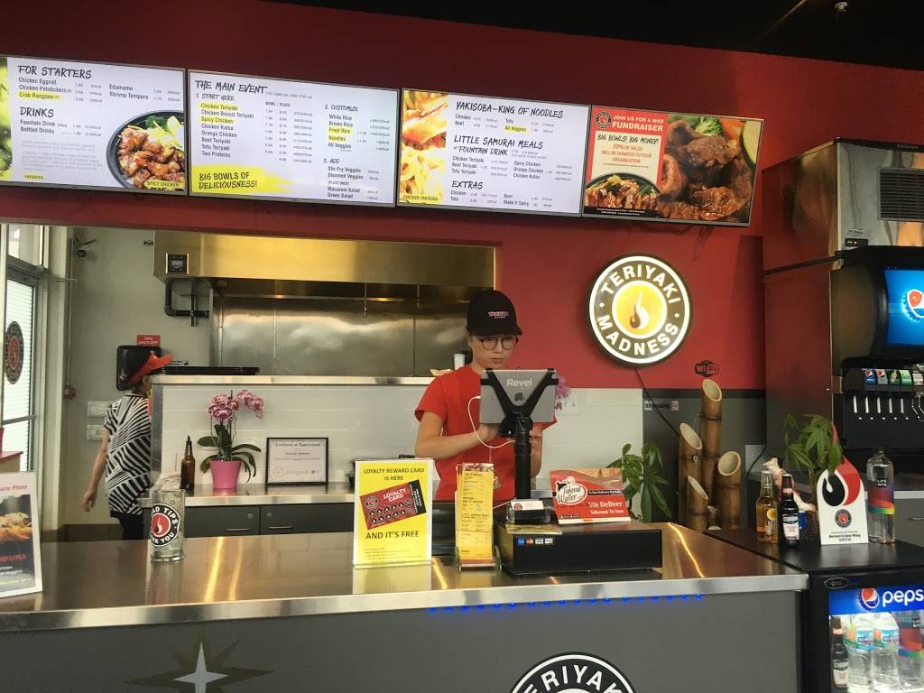 Teriyaki Madness | restaurant | 15619 Hall Rd, Macomb, MI 48044, USA | 5865666288 OR +1 586-566-6288