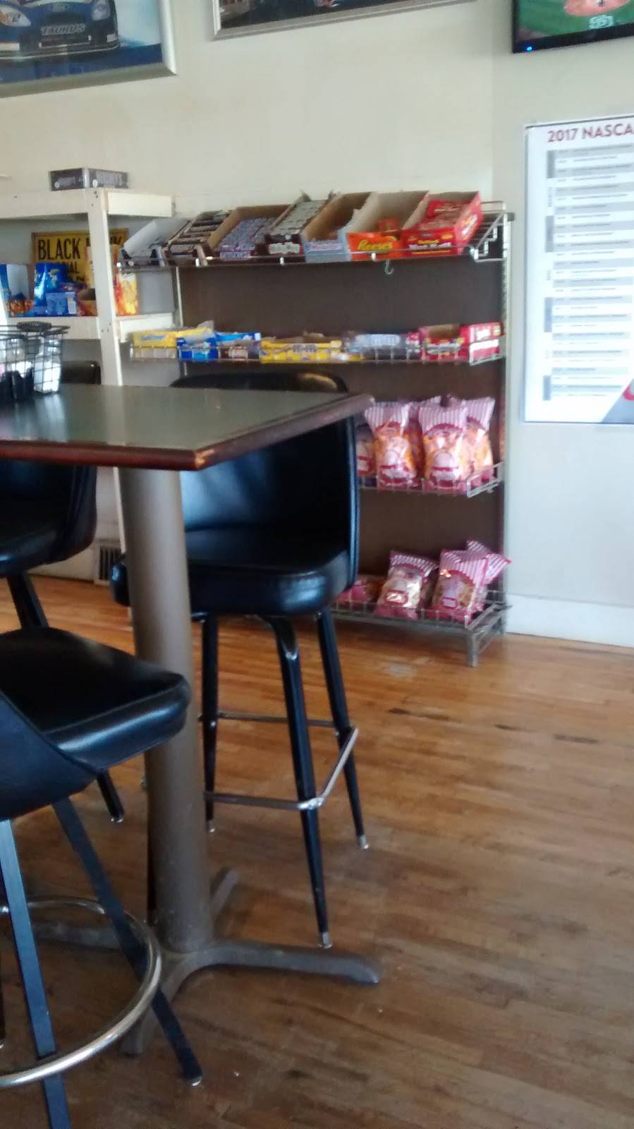 Argo General Store | restaurant | 21998 Wells Ferry Rd, Le Claire, IA 52753, USA | 5632895214 OR +1 563-289-5214