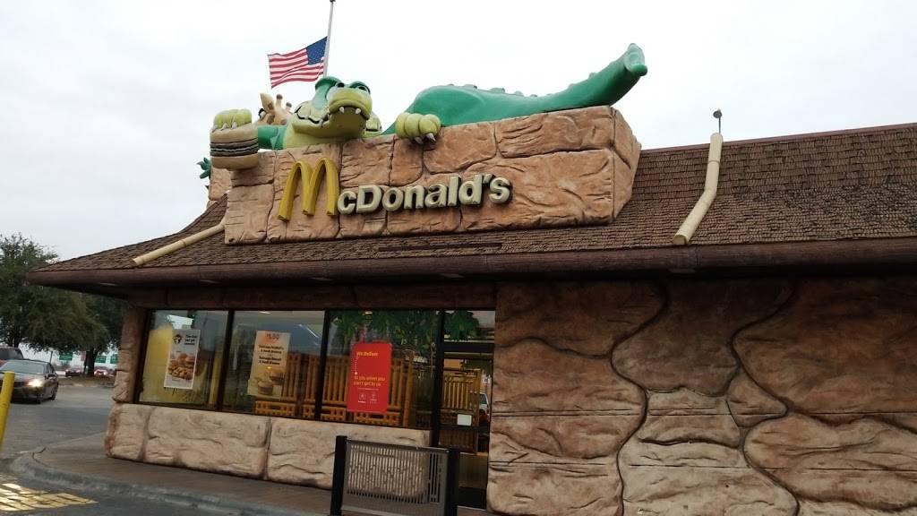 McDonalds | cafe | 632 S R L Thornton Fwy, Dallas, TX 75203, USA | 2149461413 OR +1 214-946-1413