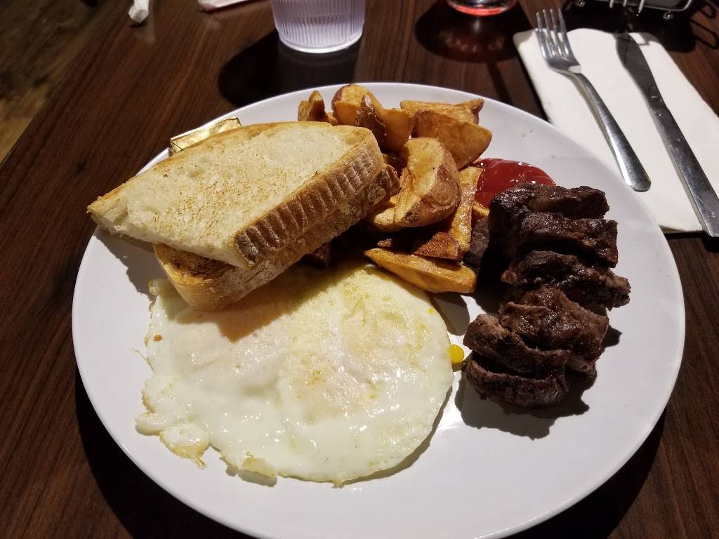 PGA Tour Grill | restaurant | Terminal 3, 5757 Wayne Newton Blvd, Las Vegas, NV 89119, USA | 2406944100 OR +1 240-694-4100