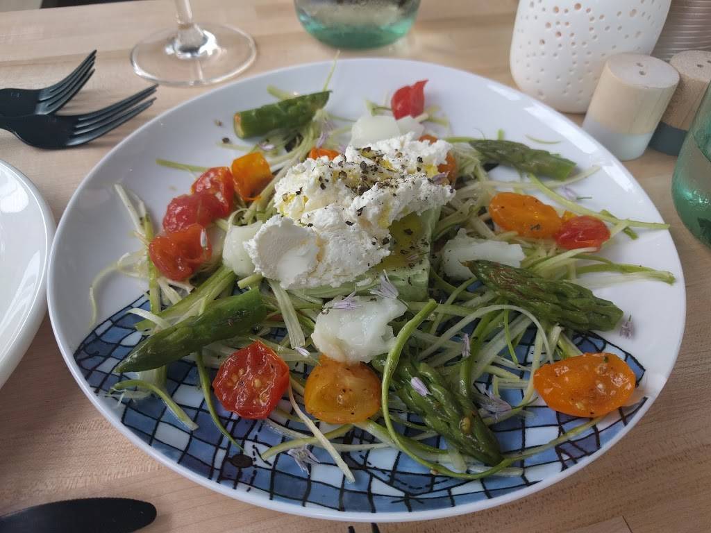 Flamant | restaurant | 17 Annapolis St, Annapolis, MD 21401, USA | 4102670274 OR +1 410-267-0274