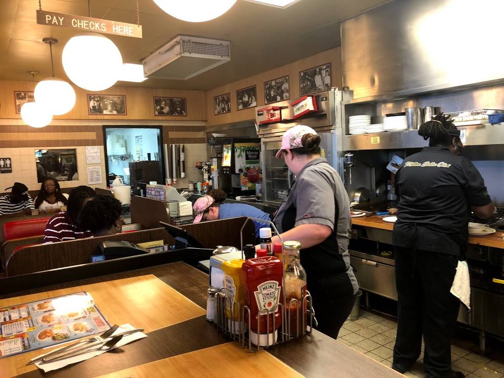 Waffle House | meal takeaway | 1811 W Mercury Blvd, Hampton, VA 23666, USA | 7578251107 OR +1 757-825-1107