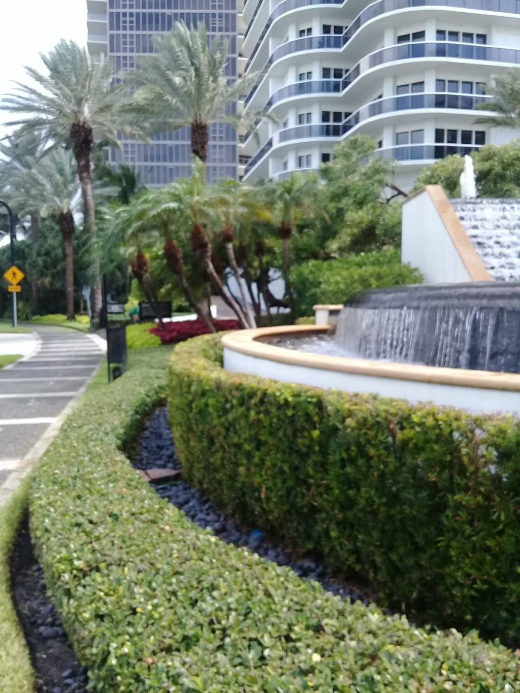 Majestic Towers Restaurant | restaurant | 9601 Collins Ave, Bal Harbour, FL 33154, USA | 3058640517 OR +1 305-864-0517