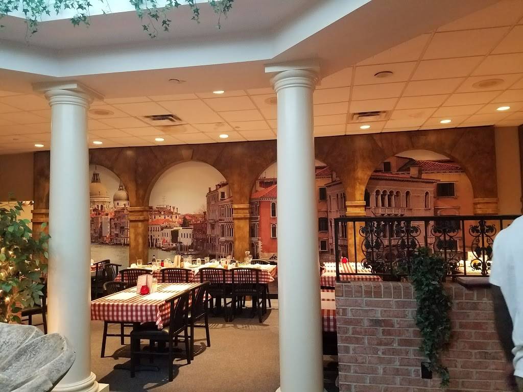 Colettas | restaurant | 2850 Appling Rd, Memphis, TN 38133, USA | 9013831122 OR +1 901-383-1122