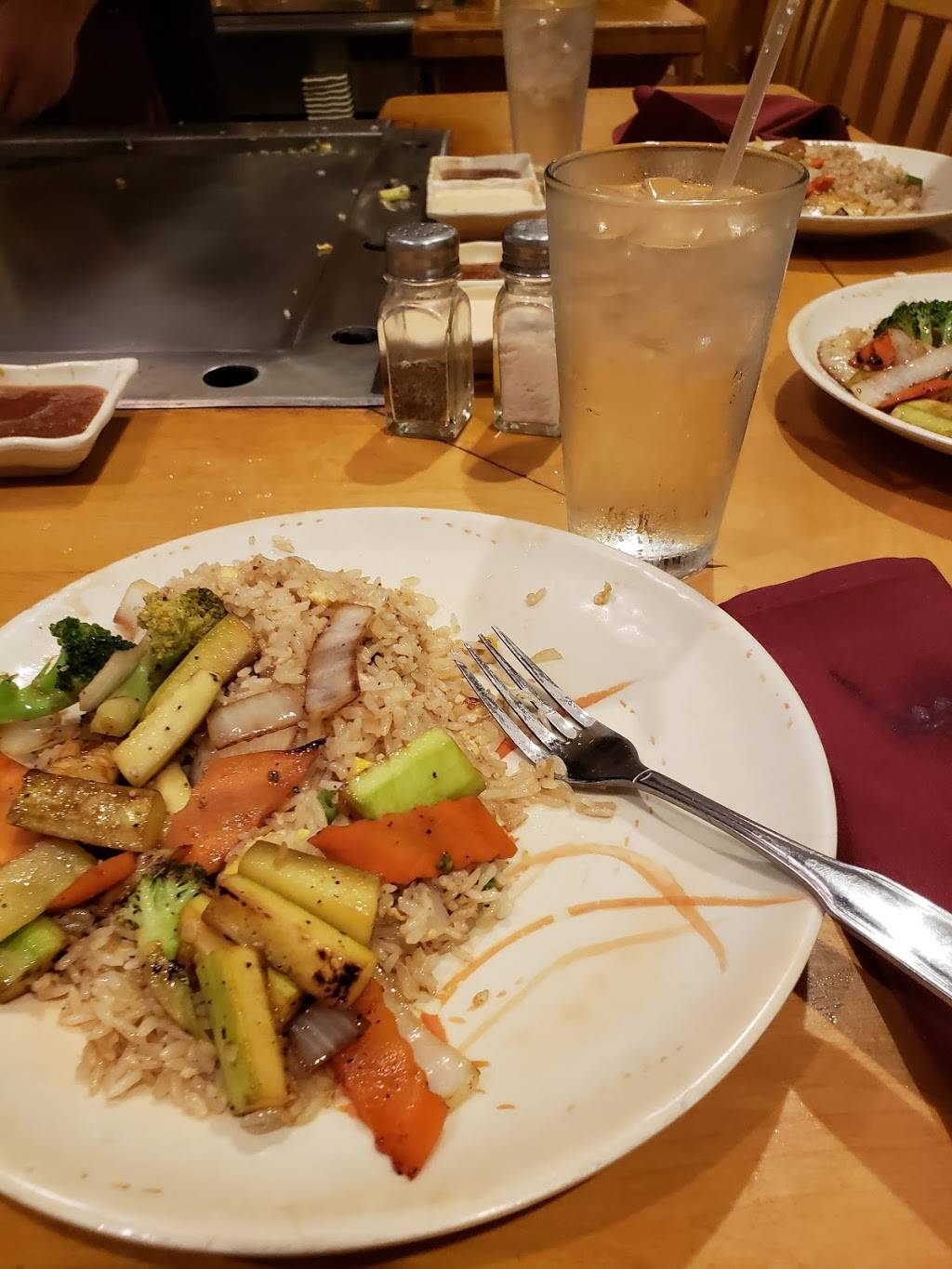 Osaka Japanese Steakhouse & Seafood | restaurant | 7447 Linton Hall Rd, Gainesville, VA 20155, USA | 7037538664 OR +1 703-753-8664