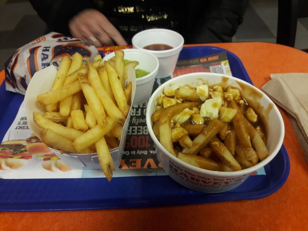 Harveys | restaurant | 3095 Dougall Ave, Windsor, ON N9E 1S3, Canada | 5199724826 OR +1 519-972-4826