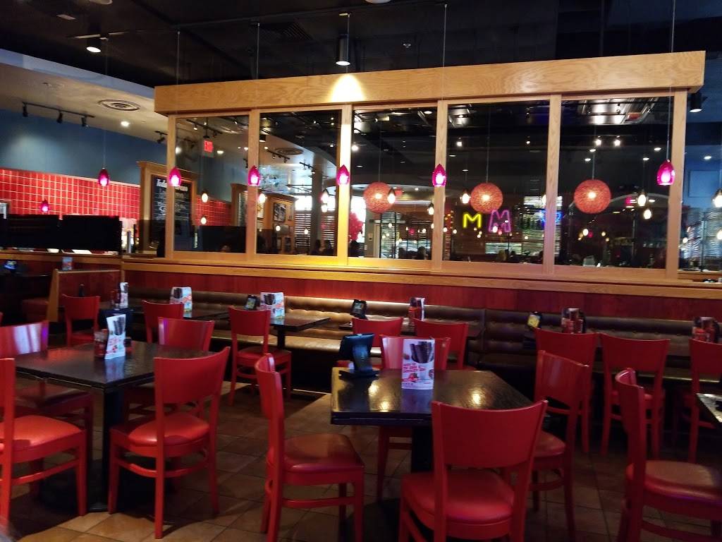 Red Robin Gourmet Burgers and Brews | restaurant | 15650 Excelsior Drive, Bowie, MD 20716, USA | 3012629850 OR +1 301-262-9850