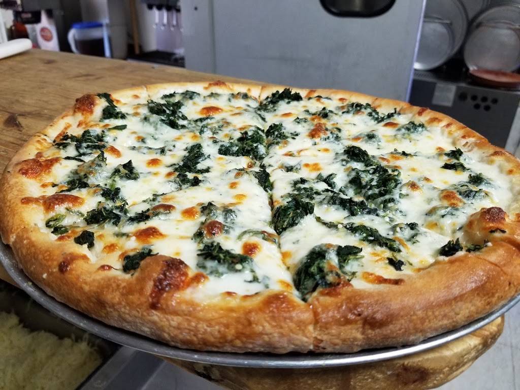 Bibos Pizzeria | restaurant | 137 Salem Ave, New Castle, VA 24127, USA | 5408645000 OR +1 540-864-5000