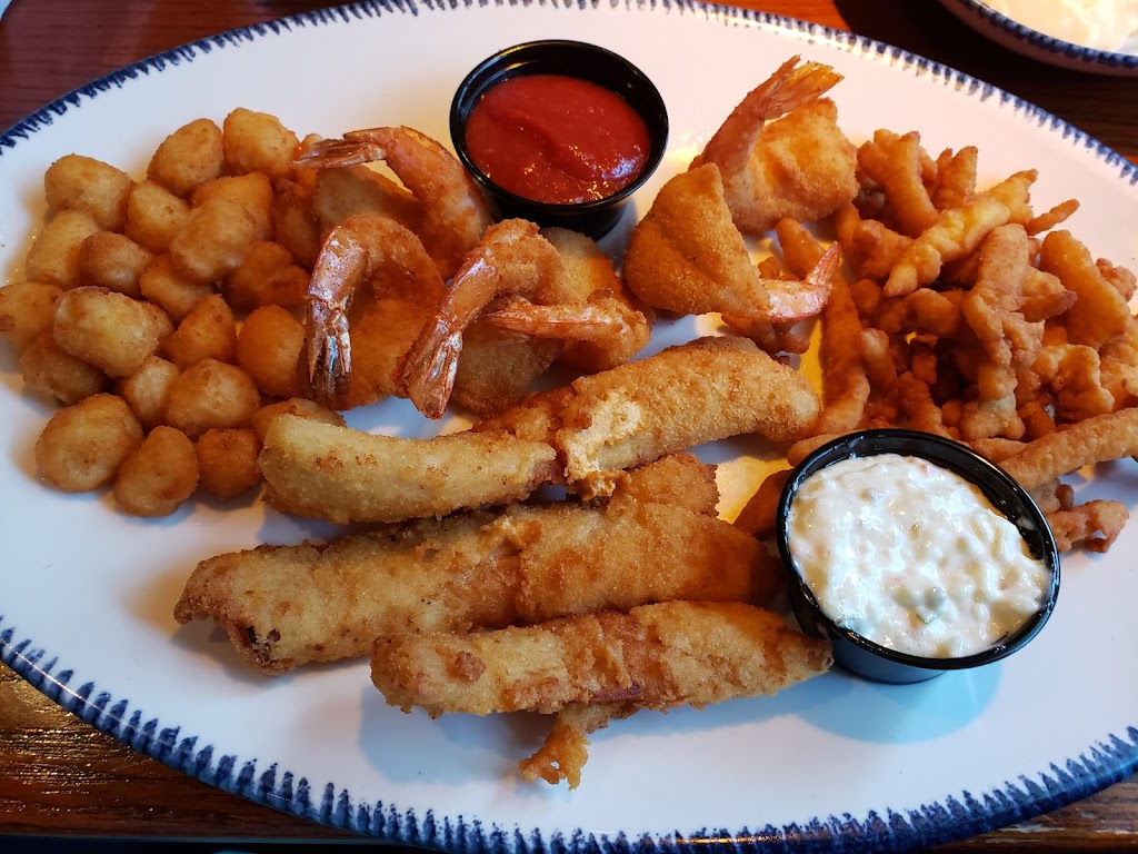 Red Lobster | restaurant | 326 Miracle Strip Pkwy SW, Fort Walton Beach, FL 32548, USA | 8506642700 OR +1 850-664-2700