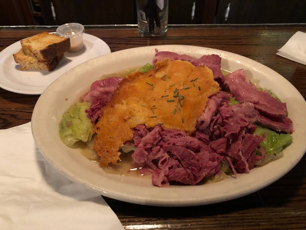 Seamus McCaffreys Irish Pub and Restaurant | restaurant | 18 W Monroe St, Phoenix, AZ 85003, USA | 6022536081 OR +1 602-253-6081