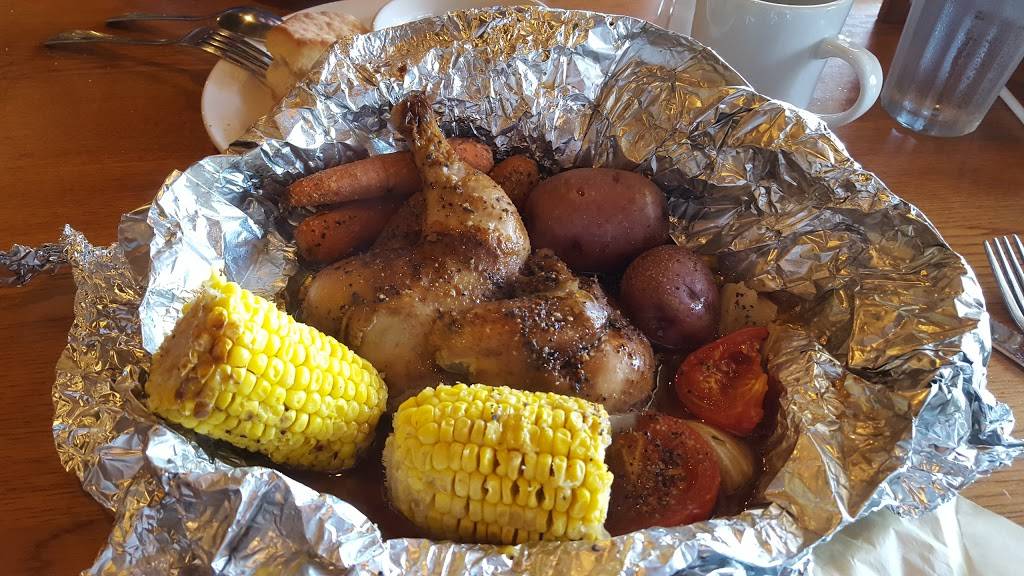 Cracker Barrel Old Country Store | restaurant | 3110 Briarcrest Dr, Bryan, TX 77802, USA | 9797318889 OR +1 979-731-8889