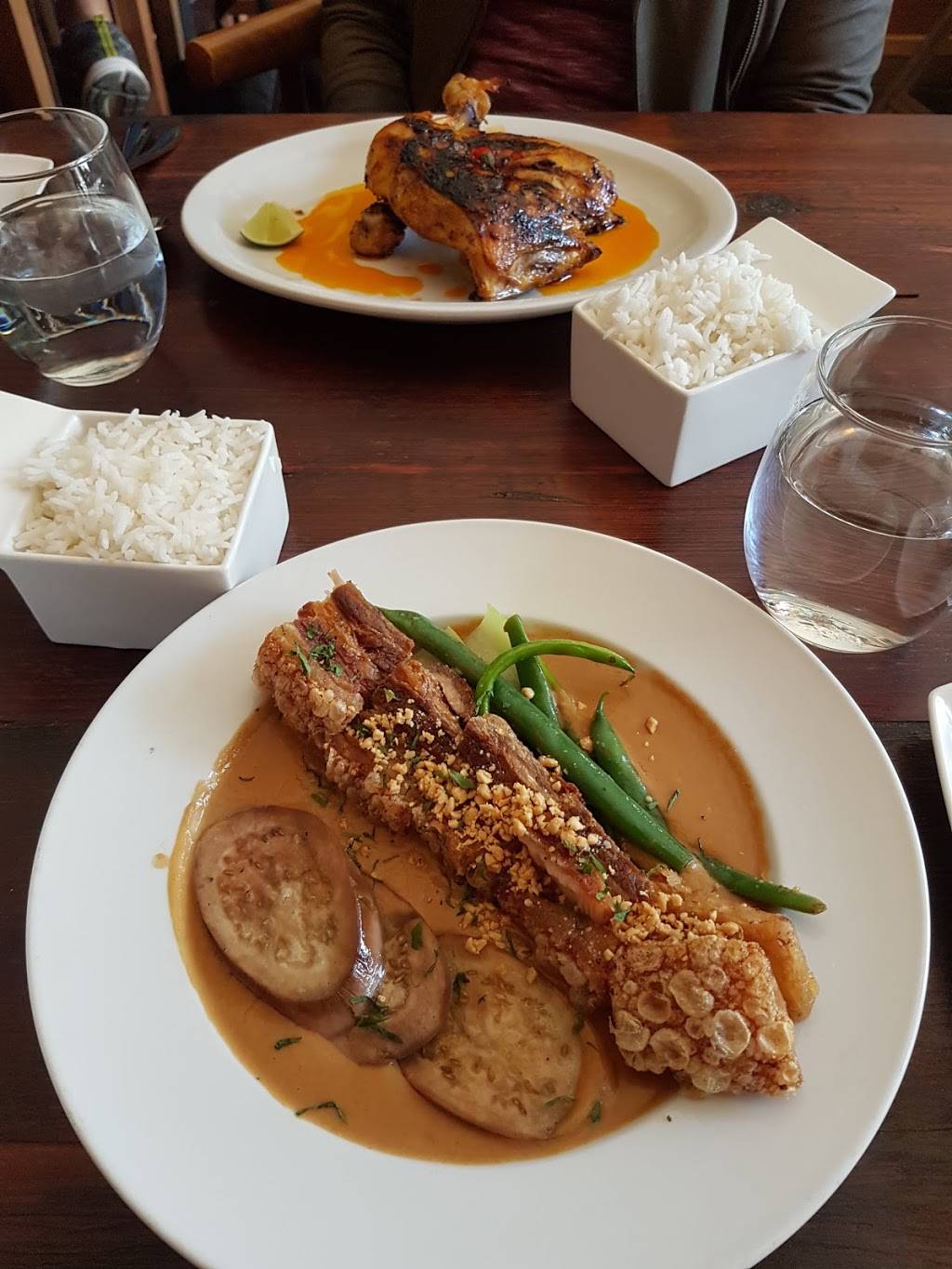 iSLAS FILIPINO BBQ & BAR | restaurant | 1690 Queen St W, Toronto, ON M6R 1B3, Canada | 4165330777 OR +1 416-533-0777