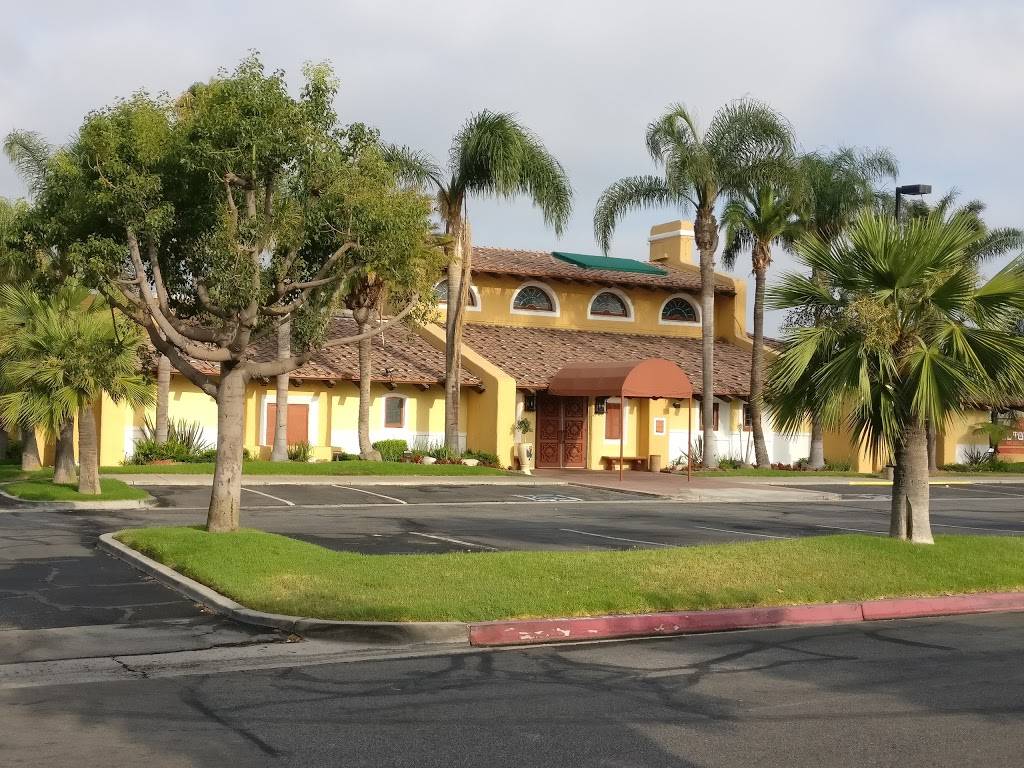 El Torito | restaurant | 2020 E Ball Rd, Anaheim, CA 92806, USA | 7149564880 OR +1 714-956-4880