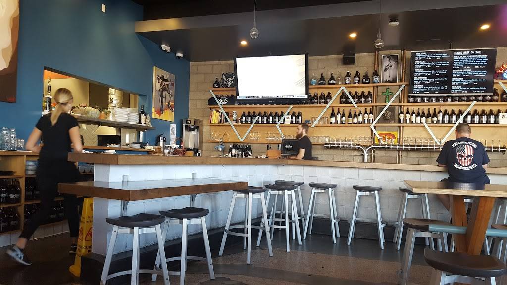 HopSaint Brewing Company | restaurant | 5160 W 190th St, Torrance, CA 90503, USA | 3102144677 OR +1 310-214-4677