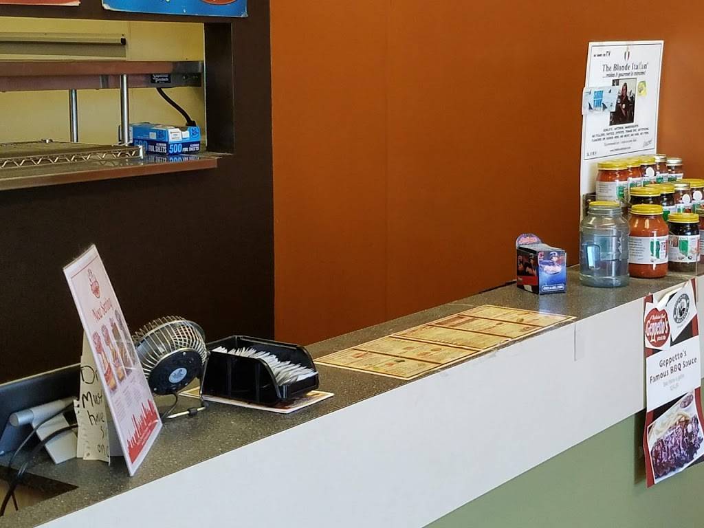 Geppettos Pizza & Ribs | restaurant | 7277 Pearl Rd, Cleveland, OH 44130, USA | 4408919500 OR +1 440-891-9500