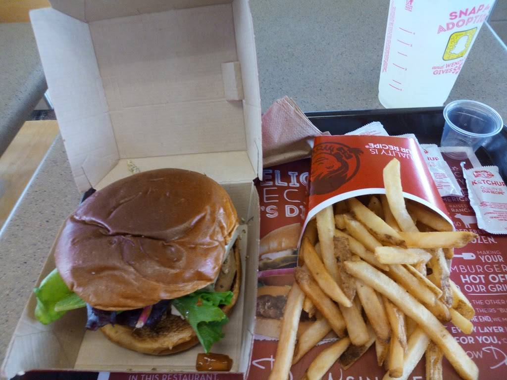 Wendys | restaurant | 15807 Frederick Rd, Rockville, MD 20855, USA | 3019487625 OR +1 301-948-7625