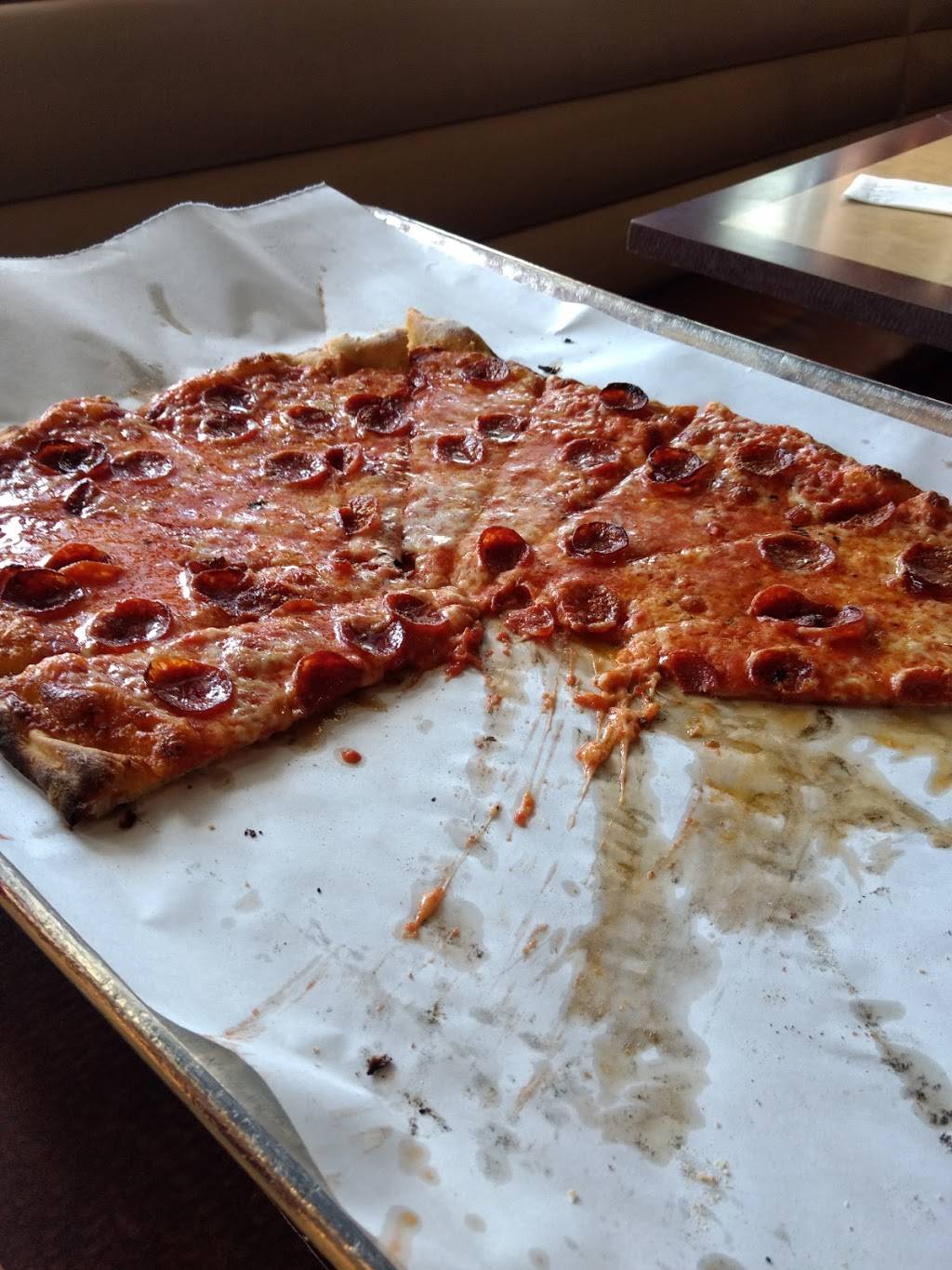 Tomatoes APizza | restaurant | 29275 W 14 Mile Rd, Farmington Hills, MI 48334, USA | 2488553555 OR +1 248-855-3555